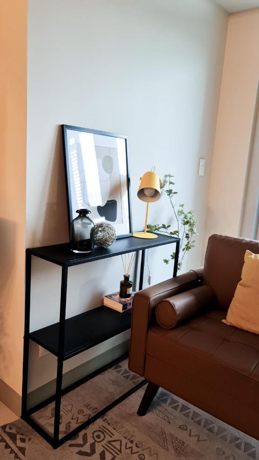 Luxe Bonifacio Global City Taguig Uptown Condo Hotel 1 Bedroom Suite Zewnętrze zdjęcie