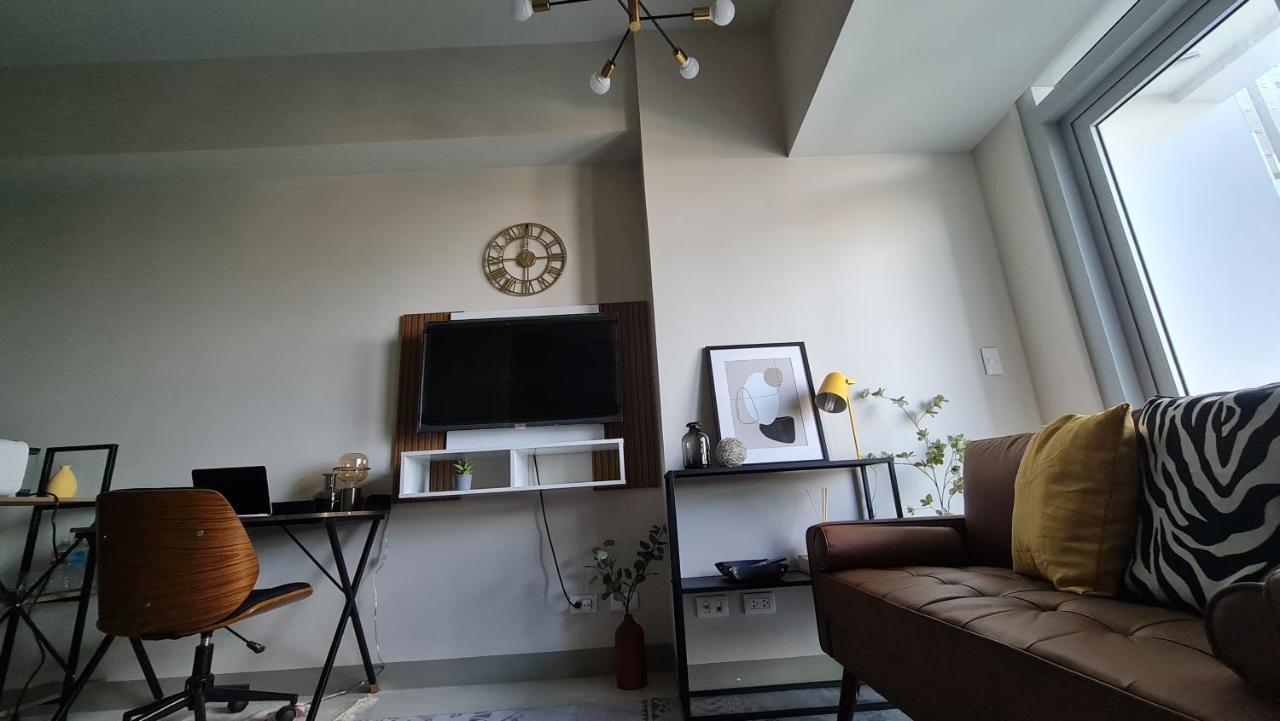 Luxe Bonifacio Global City Taguig Uptown Condo Hotel 1 Bedroom Suite Zewnętrze zdjęcie