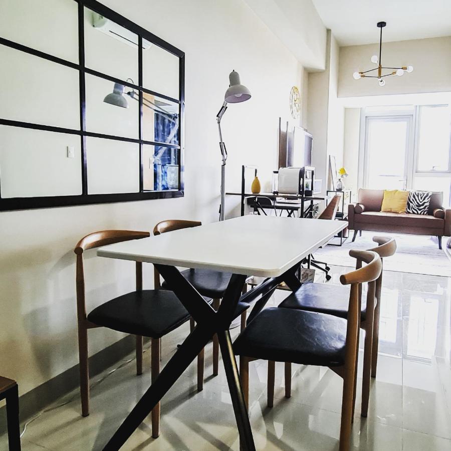Luxe Bonifacio Global City Taguig Uptown Condo Hotel 1 Bedroom Suite Zewnętrze zdjęcie